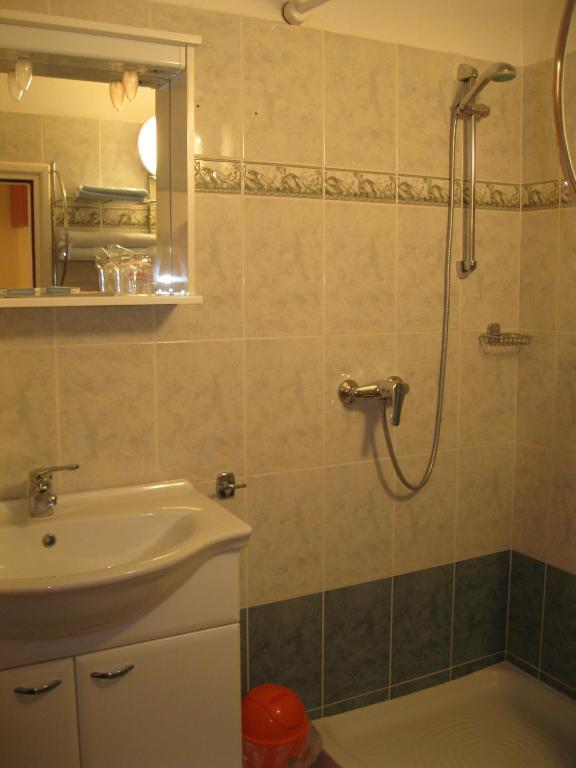 Apartments Lav 波雷奇 客房 照片